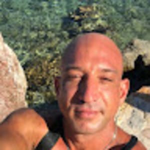 Meet your Posher, Theoharis